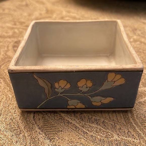H.F.P. Macau Trinket box - Picture 3 of 5